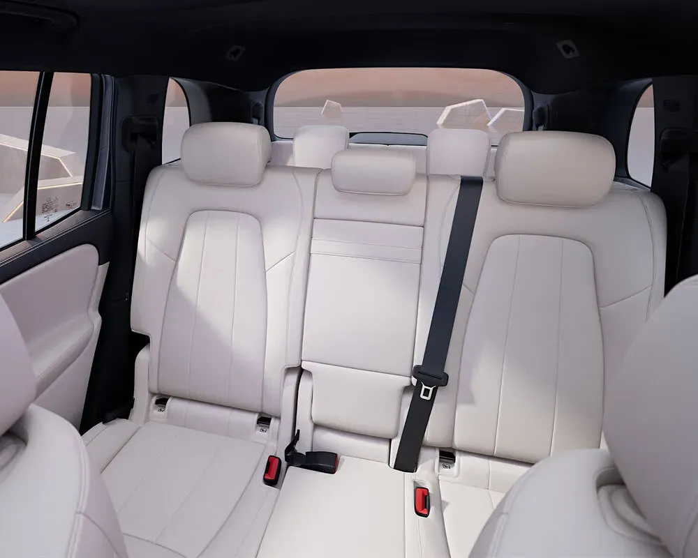 Сімейне авто преміум класу