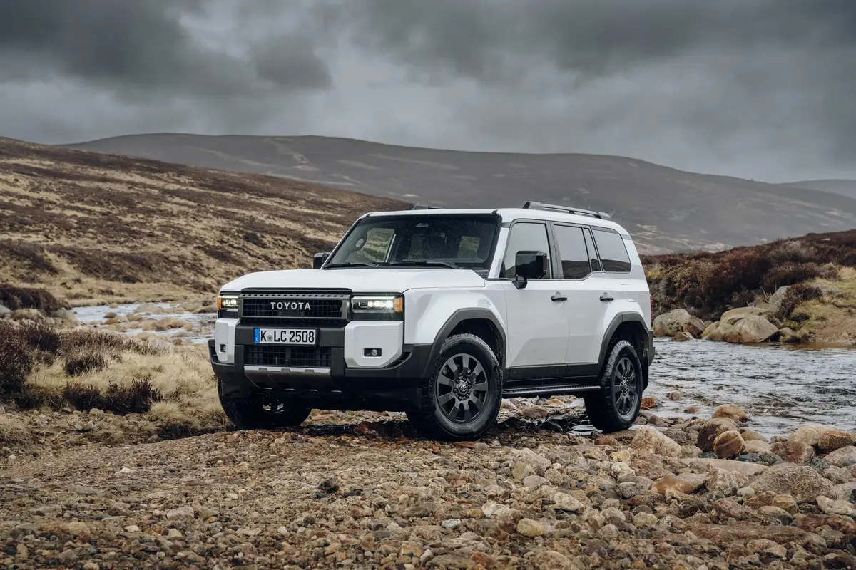 Автомобіль Toyota Land Cruiser Prado - фото 36